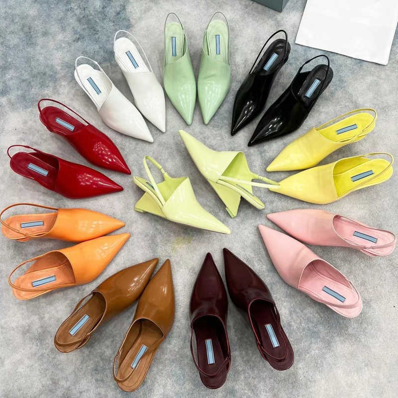 

Designer Shoes Martin boots Slippers Flip flops Outdoor White Offs Platform Sneakers Chaussures Women Luxurys Shoe DuNks Low des Chaussures Sandals JST4, Red