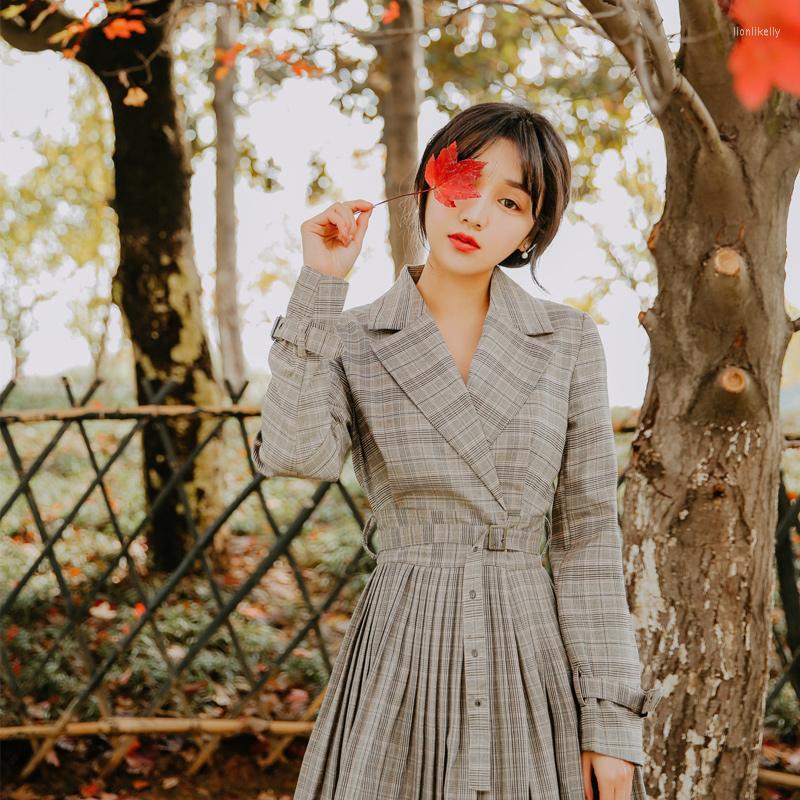 

Women' Trench Coats 2022 Fashion Women' Pleated Plaid Coat Retro Windbreaker Long