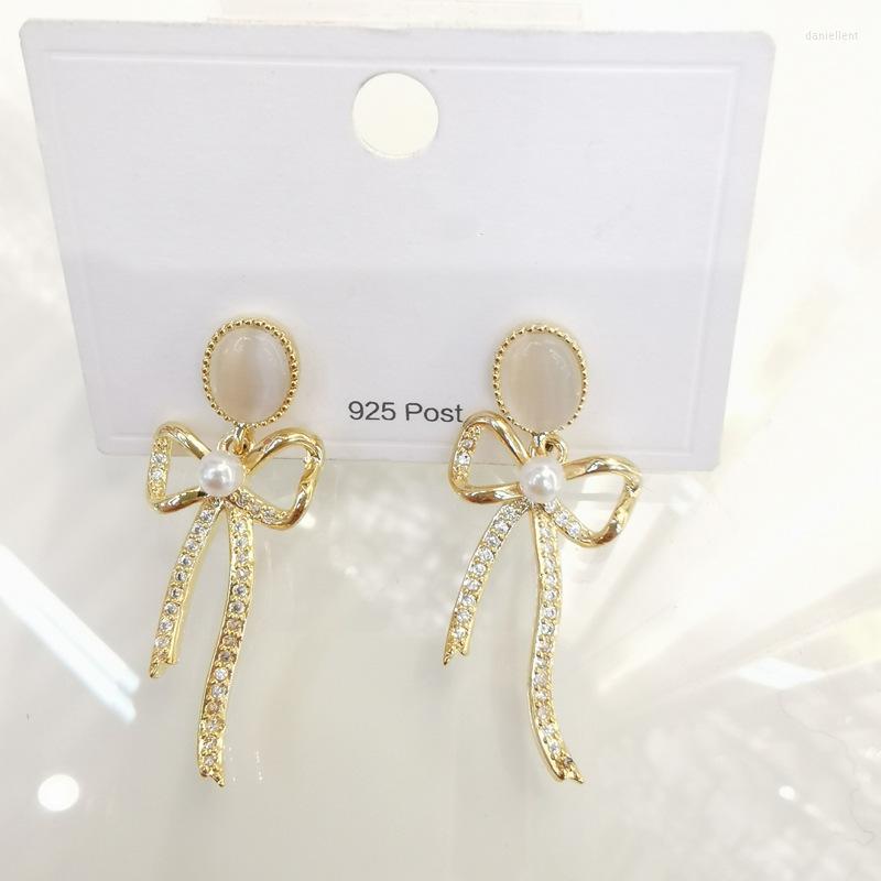 

Stud Earrings 925 Silver Needle Retro Bow Zircon Opal Fashion Lady Copper Classic Temperament Simple And Exquisite Dangler Jewelry