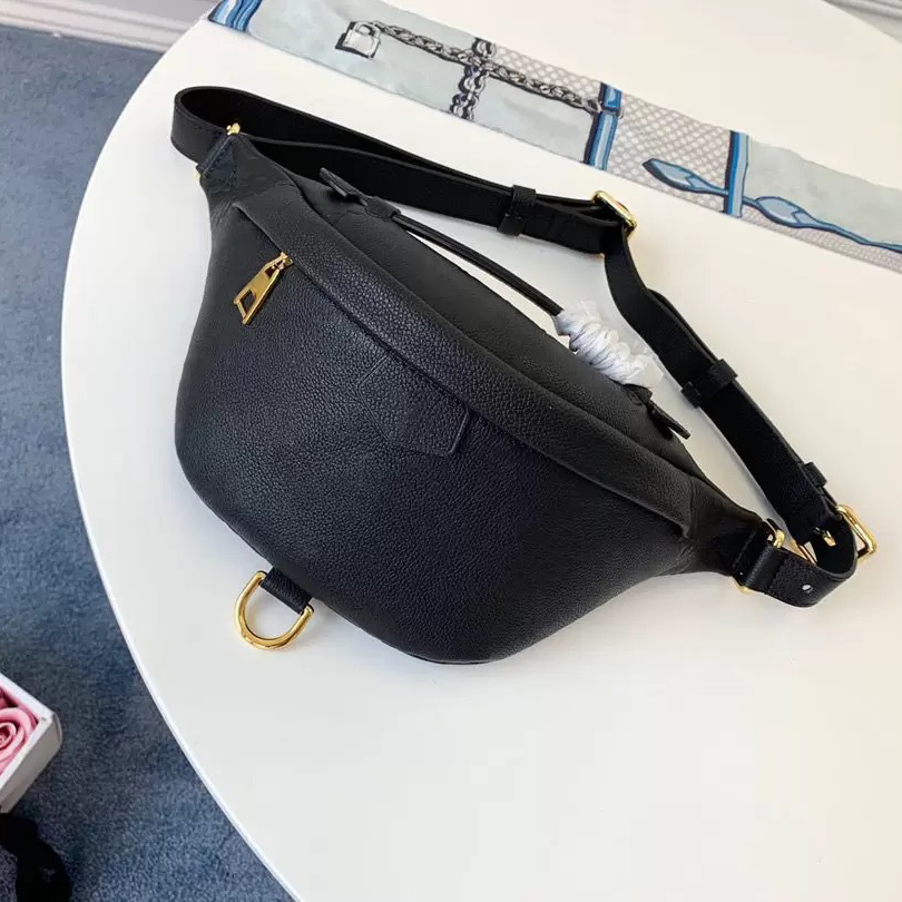 

Bumbag Cross Body Waist Bags Temperament Bumbags Fanny Pack Bum embossing flowers Famous soft leather Luxurys designers bags Serial Number Date Code DustBag, Black embossing