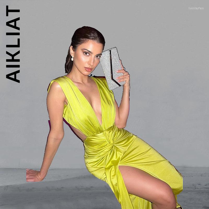 

Casual Dresses Aikliat Sexy Backless Sleeveless Beach Deep V Neck Bodycon Dress Girl Women' Basic Slim Streetwear Woman Female, Green