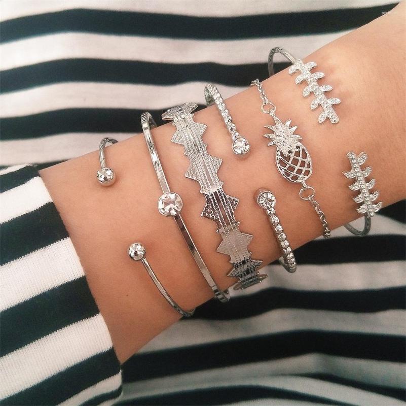 

Link Bracelets 6 Pcs/Set Lady Vintage Pineapple Leaves Round Crystal Silver Color Open Bracelet Set Fashion Party Jewelry Gift