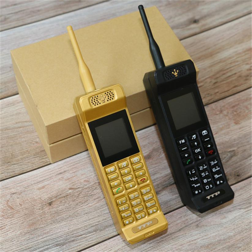 

Luxury Gold Classic Small Retro Mobile Phones Loud Speaker Bright Flashligh Powerbank Fast Dial Magic Voice Changer Bluetooth Cellphone288u