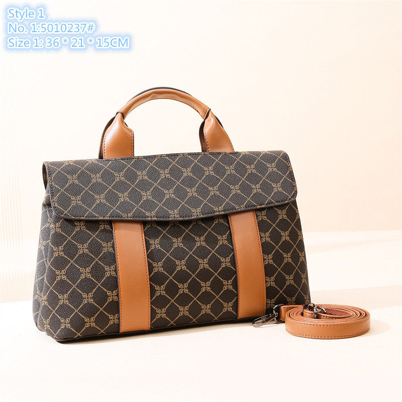 

Wholesale factory ladies shoulder bags 2 colors this year's popular printed tote bag elegant atmosphere plaid handbag retro letters contrast leather backpack, Coffee-letter-style 2-letter