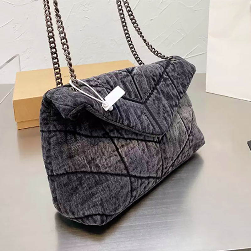 

Loulou puffer luxury crossbody new retro chain bag European and American fashion leather one shoulder diagonal straddle portable Messenger Designer luggage set, White