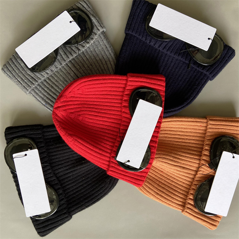 

Designer Hat Two GOGGLE Beanie Caps Outdoor Men Women Winter Wool Knitted Glasses Cap Sports Hats Cotton Couple Beanies, Grey