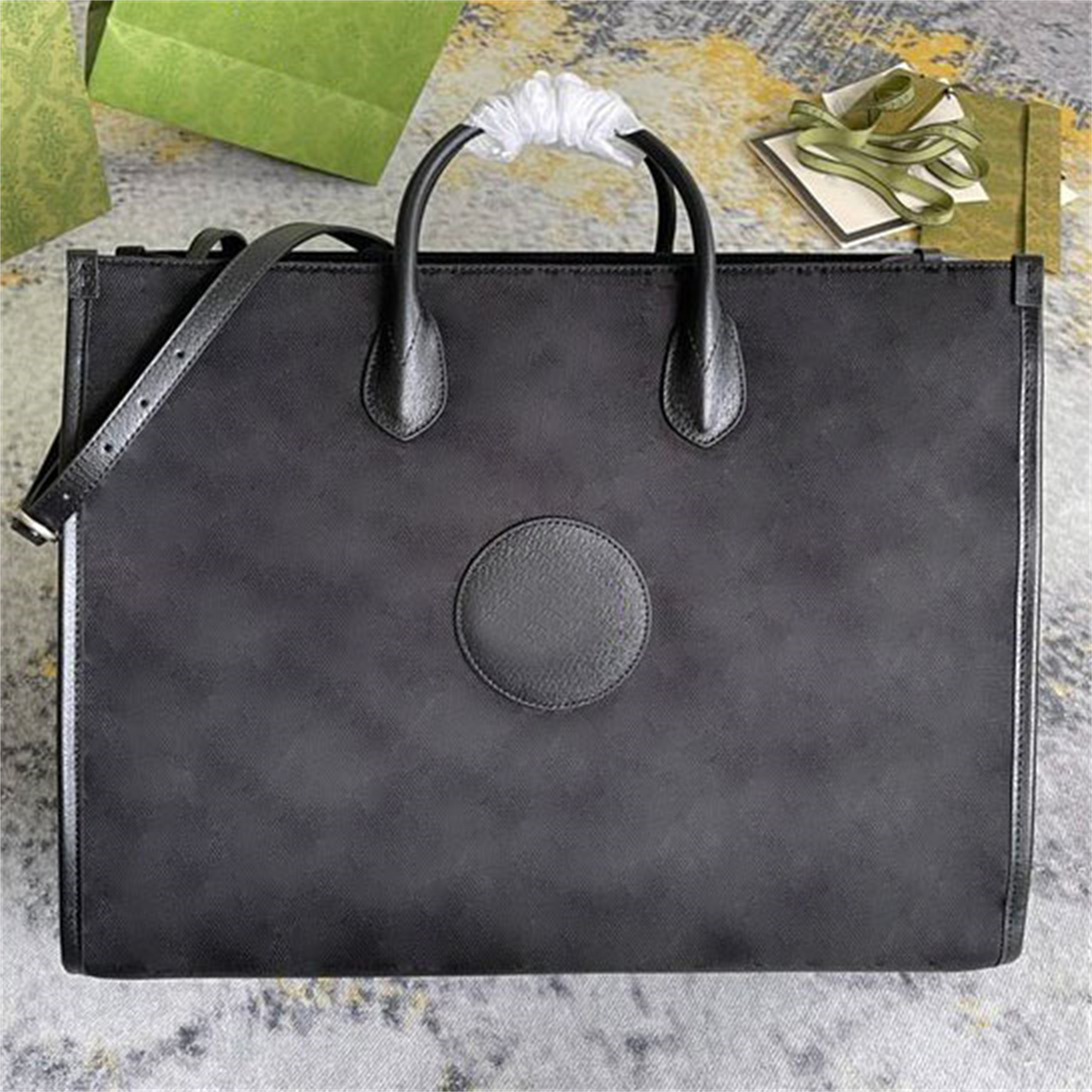 

Luxurys Designer Off The Gird Otg Shopping Bags Wallets Card Holder Cross Body Totes Cards Coins Men MINI Leather Shoulder Bags Purse Women