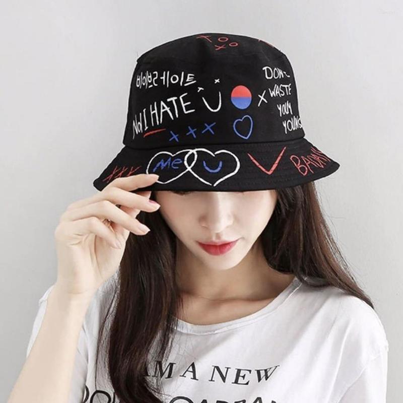 

Berets Harajuku Bucket Hat Graffiti Letter Women Men Cotton Fishing Unisex Summer Hip Hop Sun Hats Outdoor Casual Panama Cap, Beige