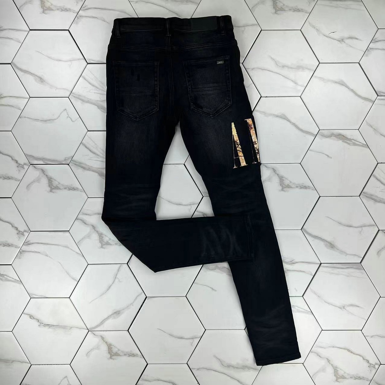 

HM598-2 quality Mens jeans Distressed Motorcycle biker jean Rock Skinny Slim Ripped hole stripe Fashionable snake embroidery Denim pants, Black