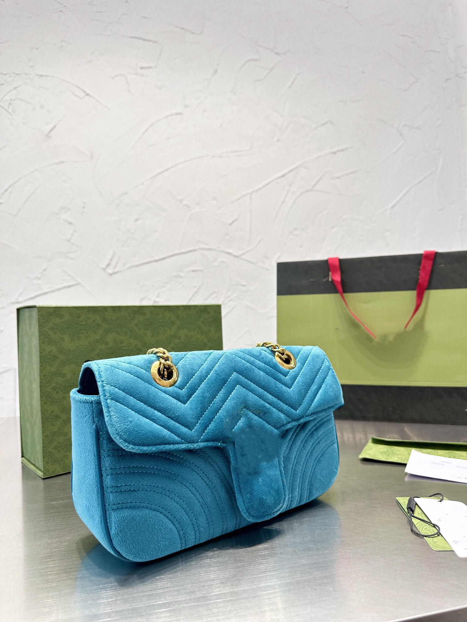 

New Designer bags High Beauty Net Red Style Leather Fashion Simple Personalized Creative Women's Soft Cowhide One Shoulder Oblique Straddle Chain Bag, Surprise gifts