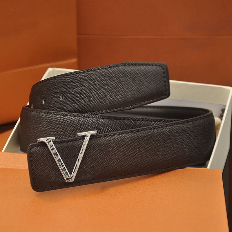 

Designer Fashion Men Belts Mens Casual Letter Smooth Buckle Luxury Belt Stylish Trend All Match Leisure Belts Classic L Belt D22110903JX, Black