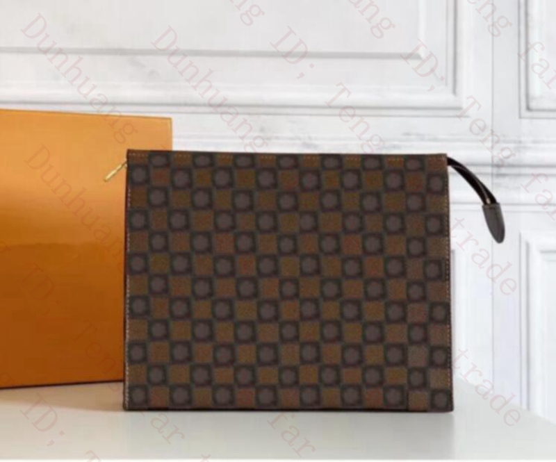 

High Qualitys Designers Clutch Bags Men and Women Luxurys Handbags Lady Classic Large Capacity Brown Purses Business POUCH Wash Bag toiletry bags, Extra fee (are not sold separat)