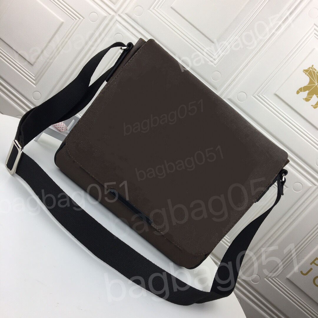 NOUVEAU 2022 sac à main pour hommes Sacs à bandoulière Designer Cross Body Luxury Man Messenger Sac District Set Satchel Fashion Handbag Composit