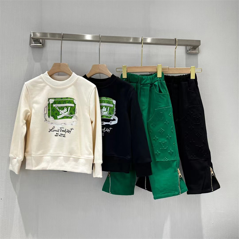 DUPE L V Children&#039;s Suit Round Neck Sweater With Printed &quot;chain bag&quot; and Embossed Pants Fashion Clothing Size 100-160cm With Opp D-image-794402759