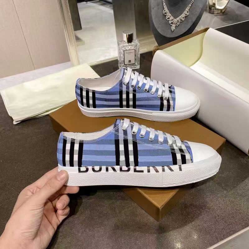 Chaussures de sport classiques à carreaux designer de marque pour hommes Logo imprimé baskets en coton chaussures à lacets en cuir pour femmes en
