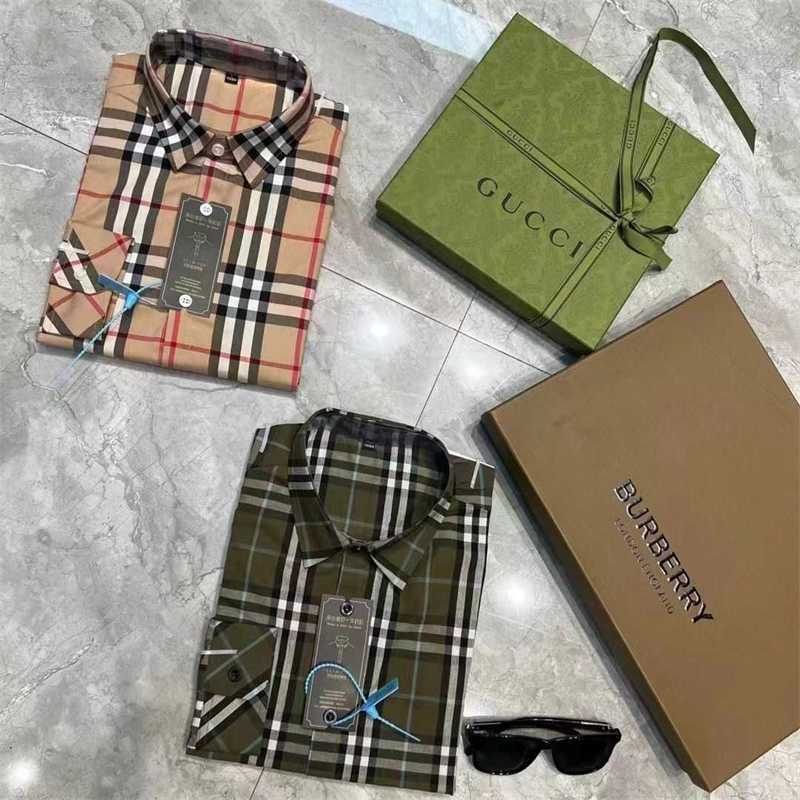 

burbrerys mens jackets coats Spring Autumn and Winter 2022 Mens long sleeved square neck shirt wearing plaid khaki fashion brand European style JGXI