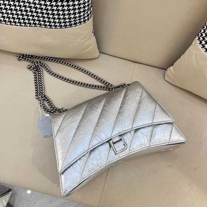 

Women's Luxury Shoulder Bag Crossbody bag Tote Senior Top Leather Pleated Drill Chain Single Shoulders Oblique Span Hourglass Bag Factory Low Price Direct Sales, Black - small cowhide
