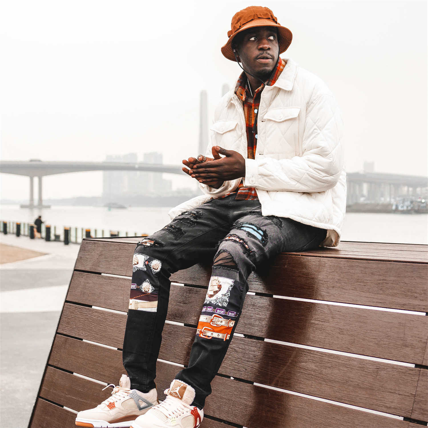 

Fit amirly Men's Slim Jeans Designer Fashion Men Pants Cool a Stylish Leisure Ripped High Brand Street Hole Denim Cotton Mad7 Pleated Wrinkled Knee Patch OK2D, Black