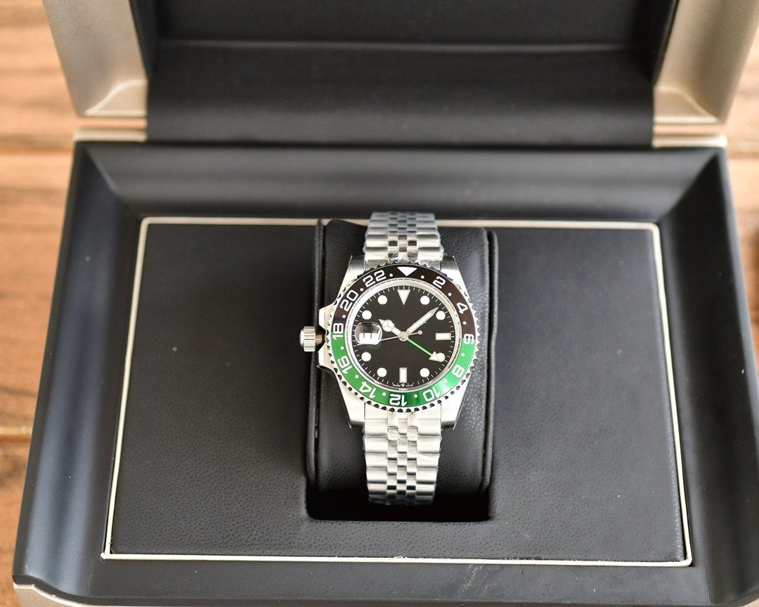 

Full Diamond Mens Watch Automatic Mechanical Watches 41mm Silver Strap Stainless Steel For Men Life Waterproof WristWatch Fashion, Box