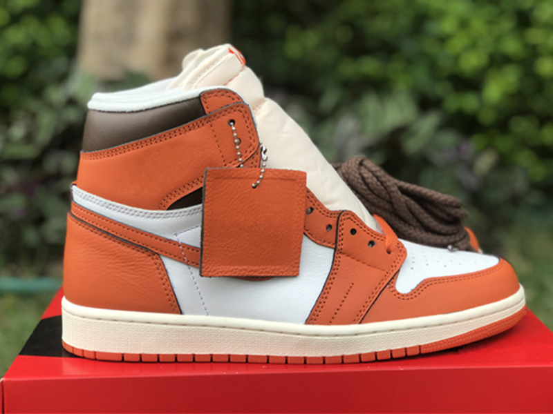 

Lost Found 1s Basketball Shoes High Starfish True Blue Gorge Green Bleached Coral Stealth Volt Patent Pine Green mens women Trainers Sports Retrosneaker with box
