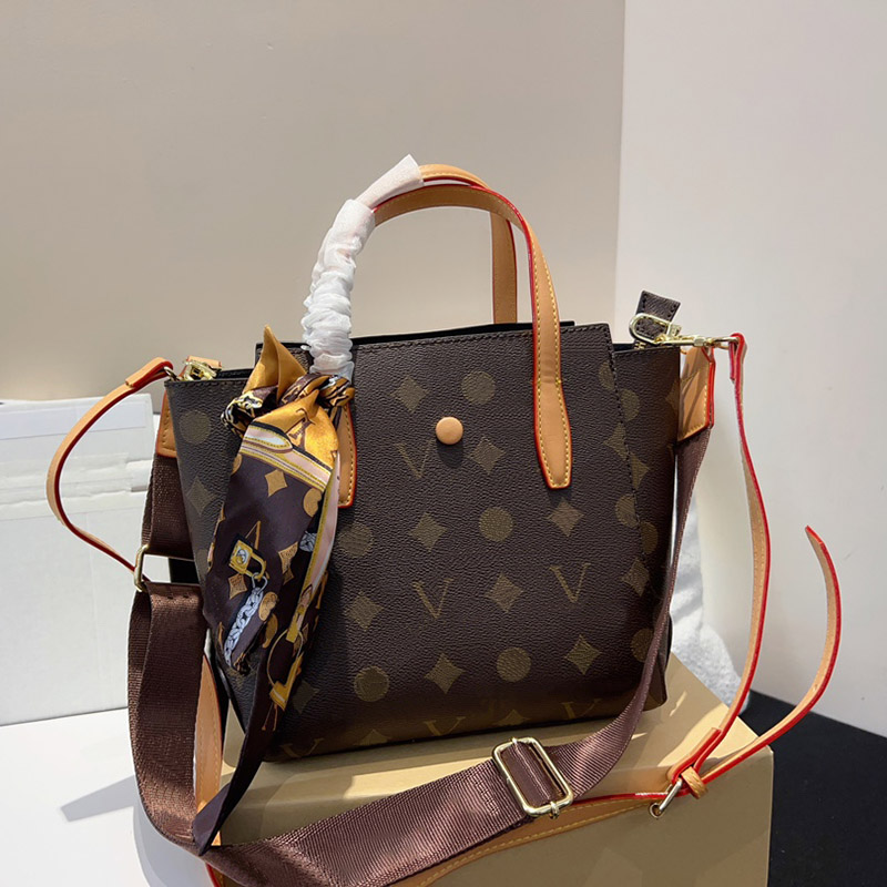 

2022 New Arrival women Totes bags ladies Luxury designer composite clutch bag shoulder female purse wallet handbag, Brown