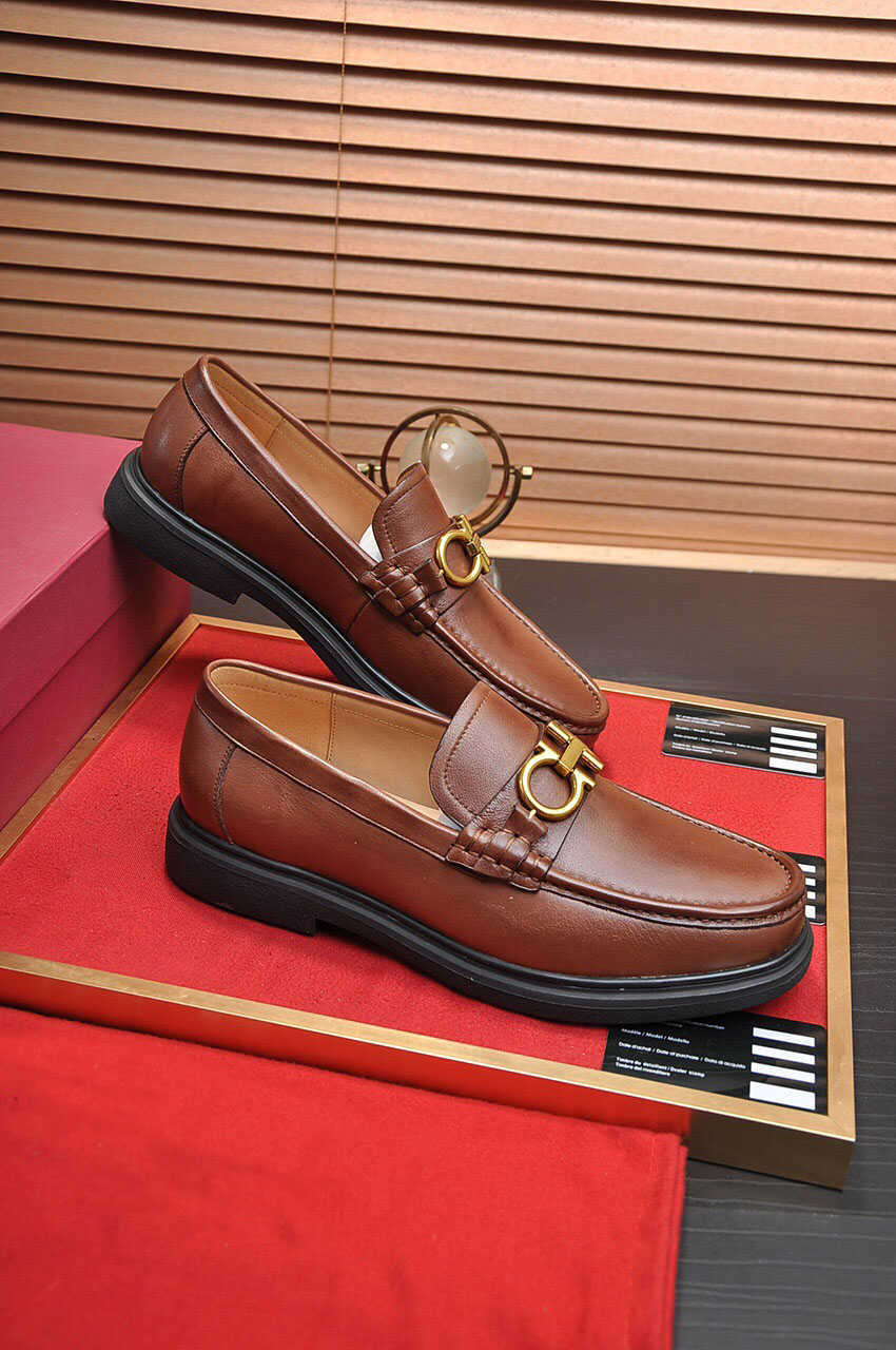 

2022 Men's Formal Business Office Wedding Genuine Leather Dress Ferragamo Shoes Brand Designer Slip On Oxfords Size 38-45, Black 1