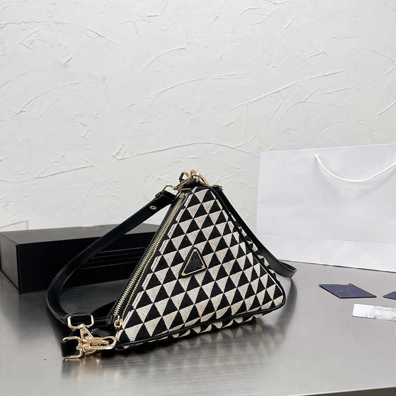 

Designer Luxury Fashion Bags For womens Handbags Pink Strap Crossbody Vintage Paris Plaid The Totes Bag Purses Multicolour 3-in-1 Nylon Wallet zhouzhoubao H6ZK, Colour2