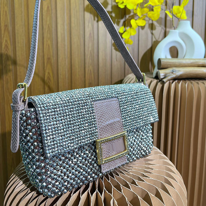 

Star Baguette Bags Axillary Shoulder Bag Women Handbag Purse Bright Flash Braided Bead Wallets Plain Metal Letter Under Arm Diamante Handbags Detachable Belt Strap, White