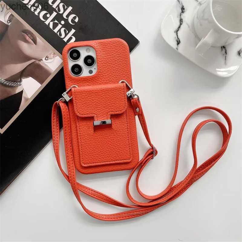 

Fashion Shoulder Strap Phone Case With Card Holder For Iphone 13pro Case 11 11pro 12promax Xsmax Xr X 7plus 8p Leather Designer Phone Cases yucheng06, White