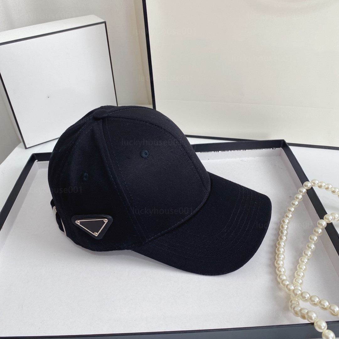 

New summer P Letter baseball cap Luxury New Couple Sun Visor Hat Fashion Hat Men's and Womens Party Classic Social Party Christmas Gift Available in Various Colors