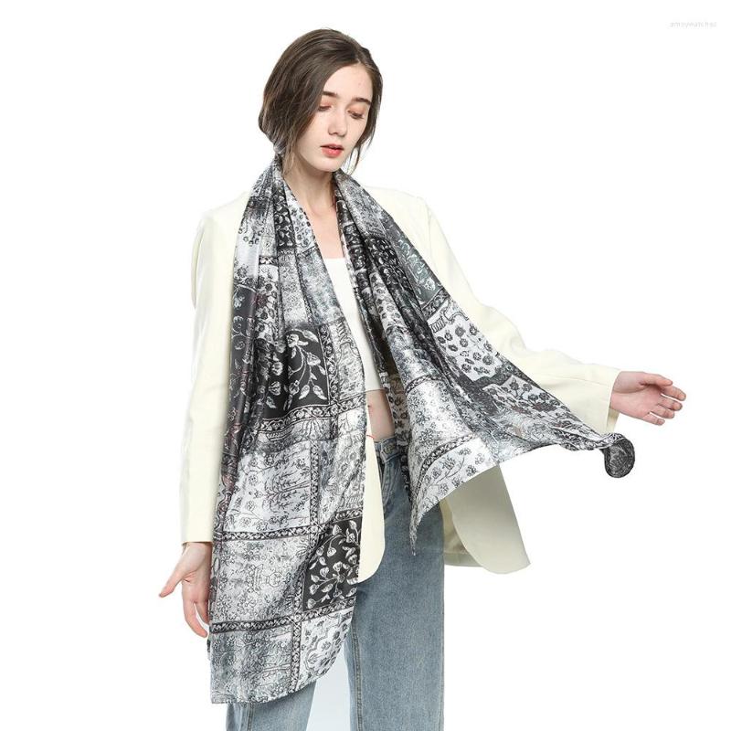 

Scarves 2022 Fashion Women Long Silk Scarf Exotic Paisley Printed Bandana Foulard Spring Autumn Luxury Sun Protective Neck Wrap