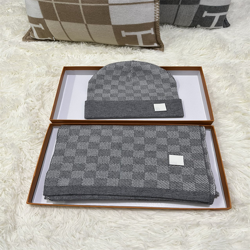 

2022 Fashion wool trend hat scarf set top luxury acne hats men and women fashions designer shawl cashmere scarfs gloves suitable for winter