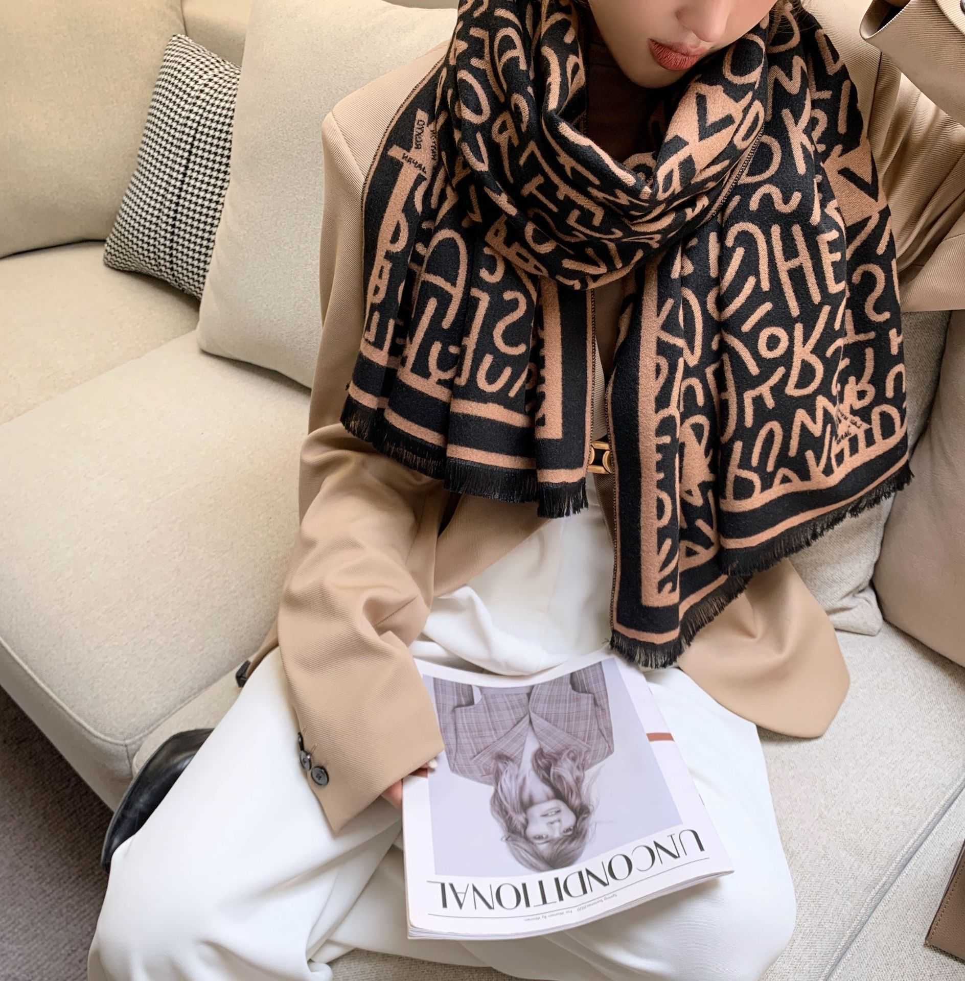 

2022 New Scarf Womens Winter Korean Version Large V Letter Versatile Cashmere Bifunctional Shawl Long Warm Neck