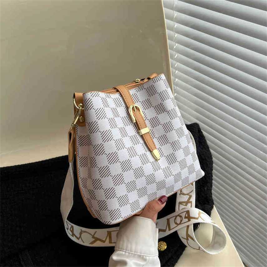 

bags Women's 2022 new fashion lattice Crossbody Bag super popular versatile Bucket Bag, Black