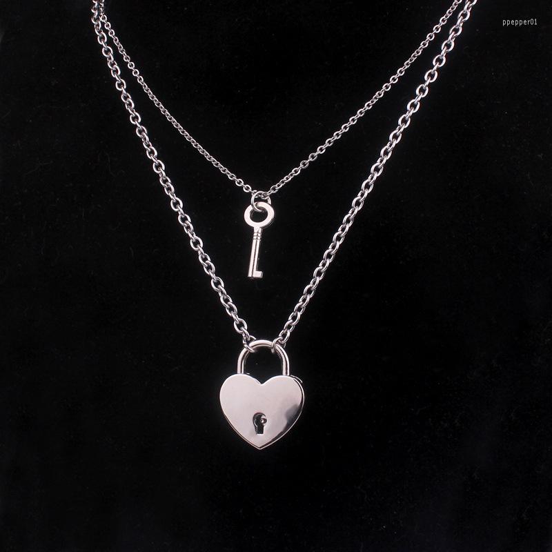 

Pendant Necklaces 1 Pair Couple Romantic Heart Lock Key Unisex Stainless Steel Chain Fashion Lover Jewelry