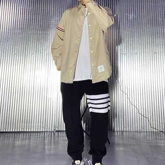 

Luxury Brand Shirts Thoms Brownns Blouse Designers Tb Shirt High Fabric Double Long Sleeved Men's and Women's Bottoming Coat Right Khaki