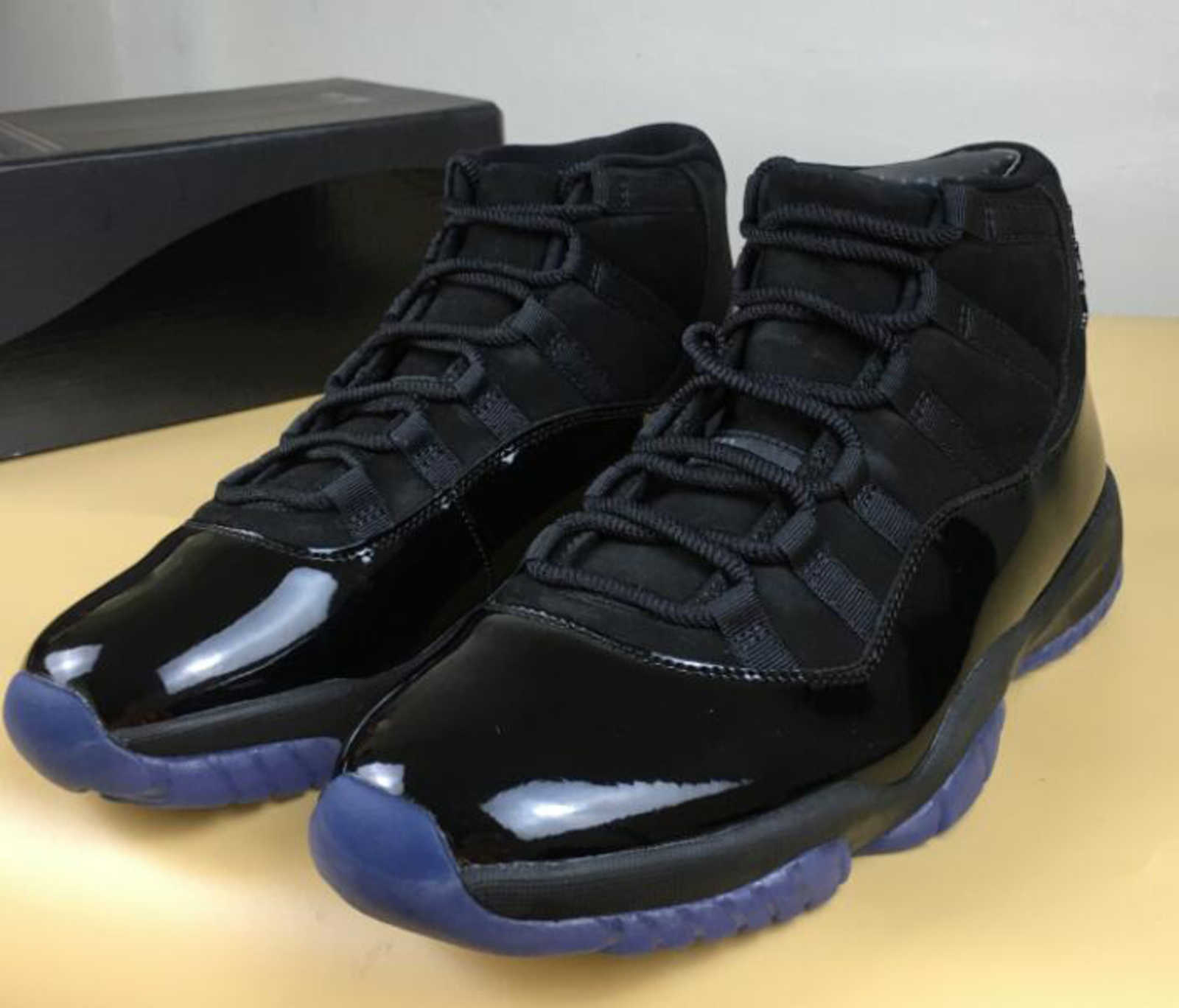 

Real Carbon Fiber 11 Cap And Gown Prom Night Blackout Men Women Shoes 11s Legend Blue Top Qaulity Sneakers With Box, 72-10