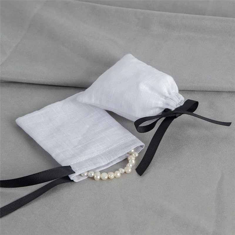 

Cotton Gift Bags with Ribbon Custom Logo Makeup Drawstring Pouches Jewelry Pouch