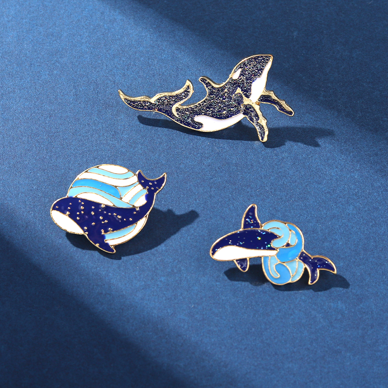 

Sea Animals Enamel Pins Blue Whale Shark Brooches Bag Lapel Pin Cartoon Ocean Organism Badge Men Women Jewelry Gift for Child, Color #1