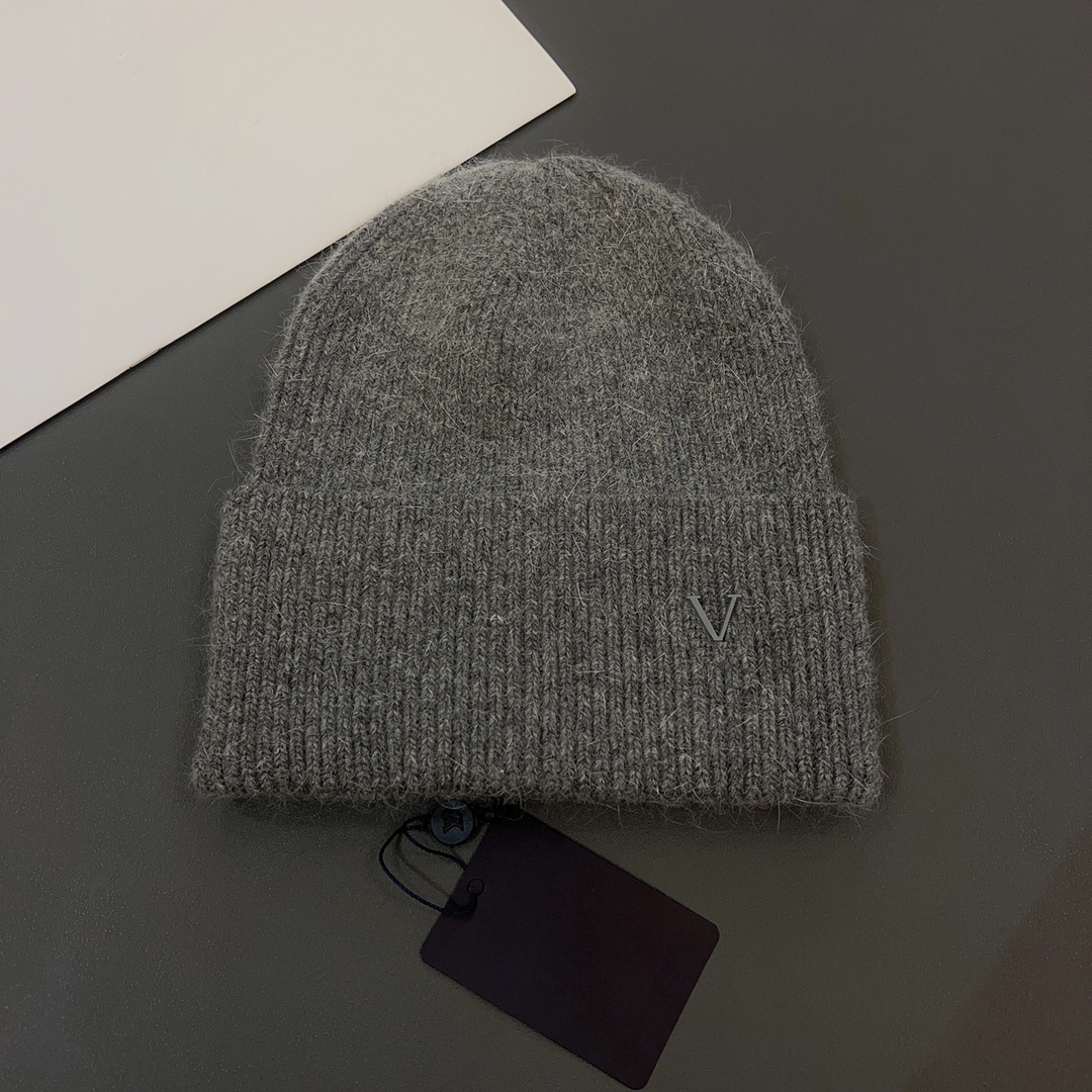 

hats Luxurys knitted designers beanie Classic letter elements trend autumn and winter wool Gentleman Elegance versatile temperament Casual fashion warm good, Black