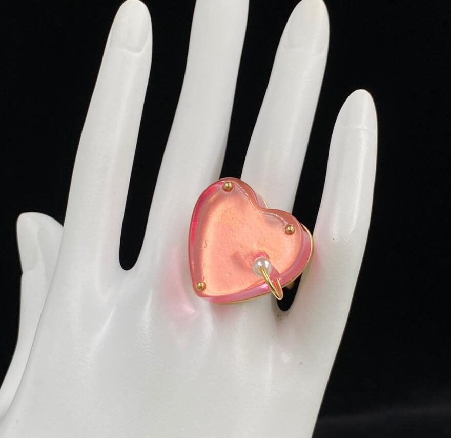 

Fashion Pink Heart Rinig Jelly Color Personality Rings For Women Lady Engagements Jewelry Gift