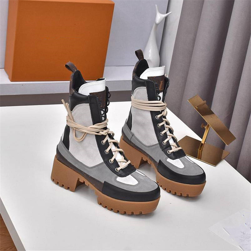 

Super Mini Boots Fashion Women Decorative Louiseity Flat Heel Winter Thick Sole Leather Warm Wool High Heel Snow Viutonity 04-014