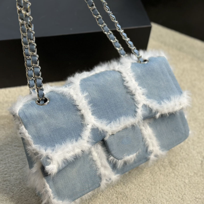 

Womens Designer Classic Single Flap Wool Tassel Bags Silver Metal Hardware Matelasse Chain Crossbody Shoulder Large Capacity Designer Handbags 25CM, Box