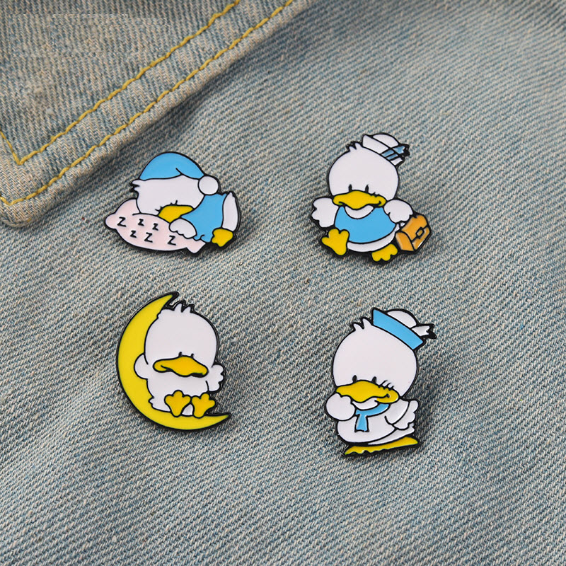 

Ducklings Enamel Pin Custom Sleepy Duck Moon Brooch Bag Lapel Pin Cartoon Funny Animal Badge Jewelry Gift for Kids, Color #1