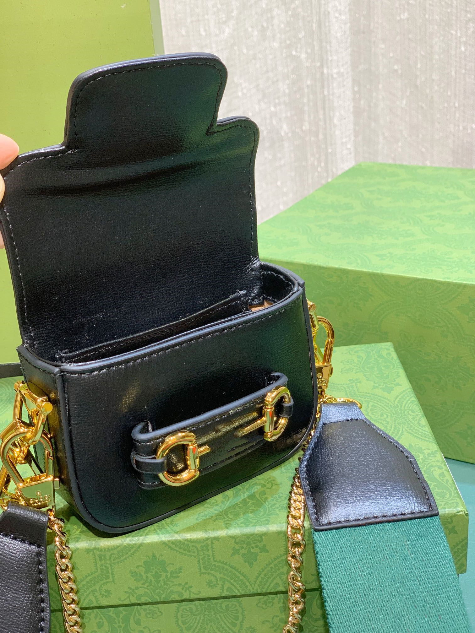 

Designer horsebit 1955 woman handbag crossbody bag top qualiy real leather purse pouch blondie shoulder bag Pochette singature strap 699760 size 12X9X4cm, Black