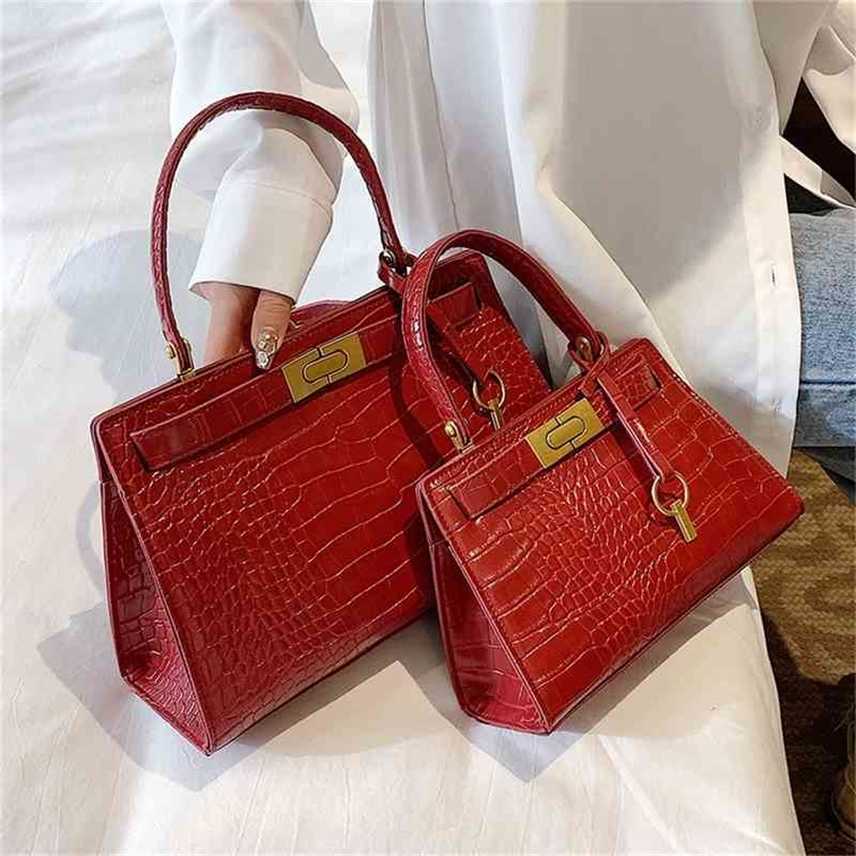 

Bags Texture Handbags Womens 2022 new versatile Messenger Bag bride French minority hand Purse, Small red