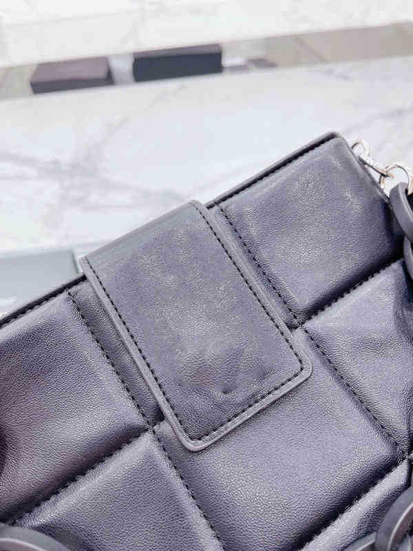 

Shopping Bags Crossbody Mini Bucket Tote Women White Handbagchannel Shoulder Genuine Leather Luxury Designer Female Purses 220326, Pink