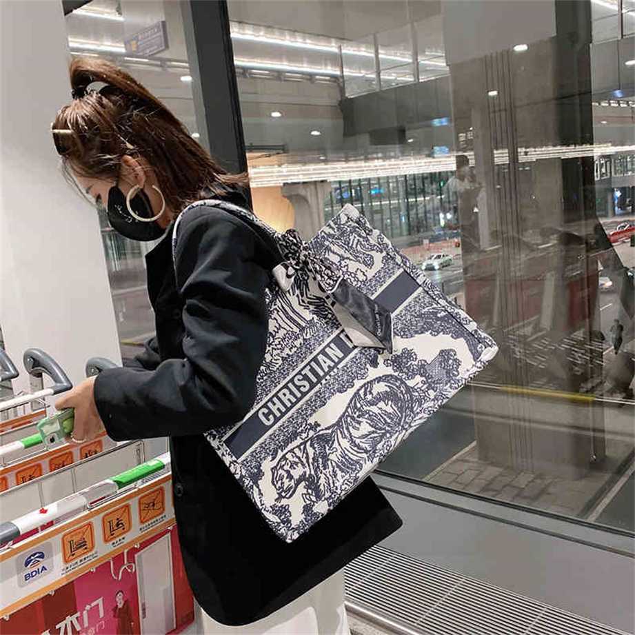 

Purses Star shopping handbag new large capacity Embroidered Tote Bag Hand women's Mommy purse Outlets