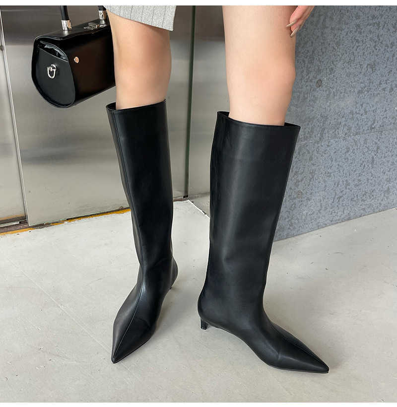 

Sexy Women's Boots women shoes New Product Winter Simple Fashionable Wide Korean Version Pointed Sleeve High Soft Leather Cat Heel, Black