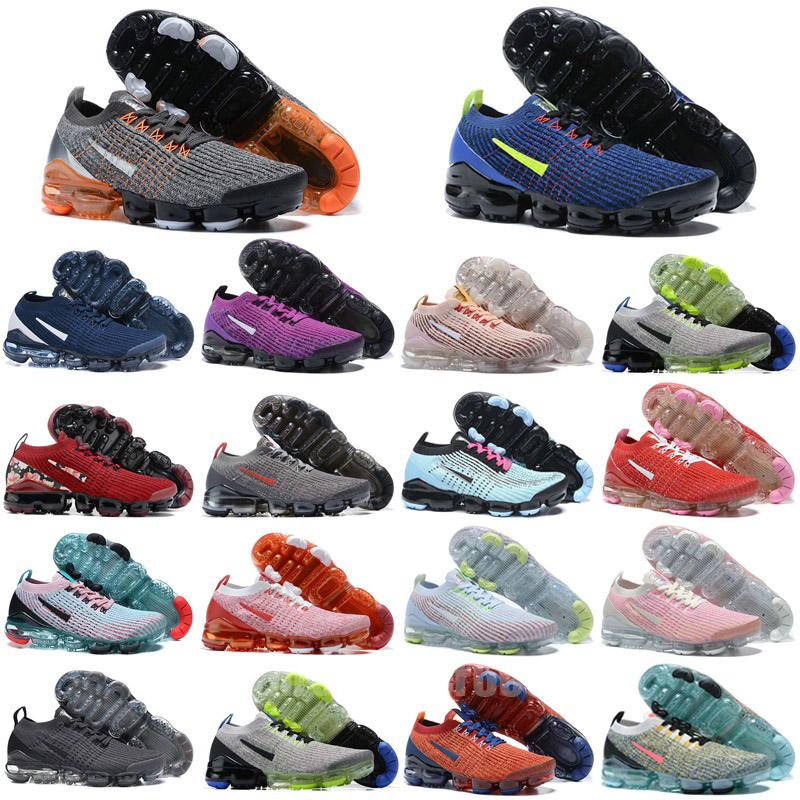 

2019 Chaussures Moc 2 Laceless Running Shoes Triple Designer Mens Women Sneakers Fly White knit cushion Zapatos, Color 10